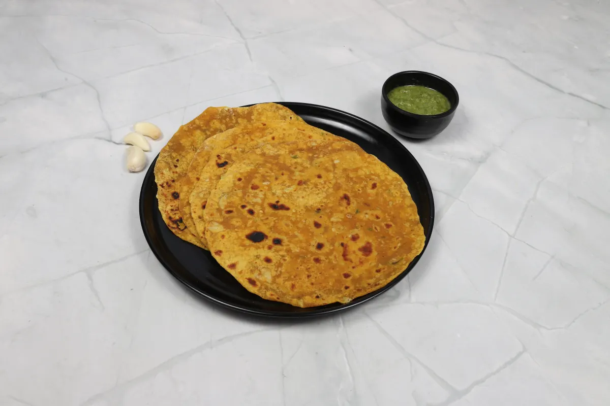 Garlic thepla